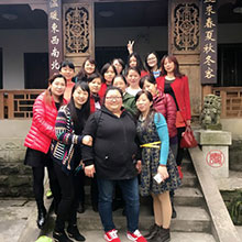 ���˸�Ů�ڻ